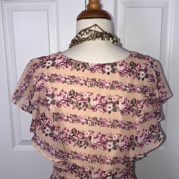 Nanette Lepore flutter sleeve dress size 10 - Picture 3 of 6